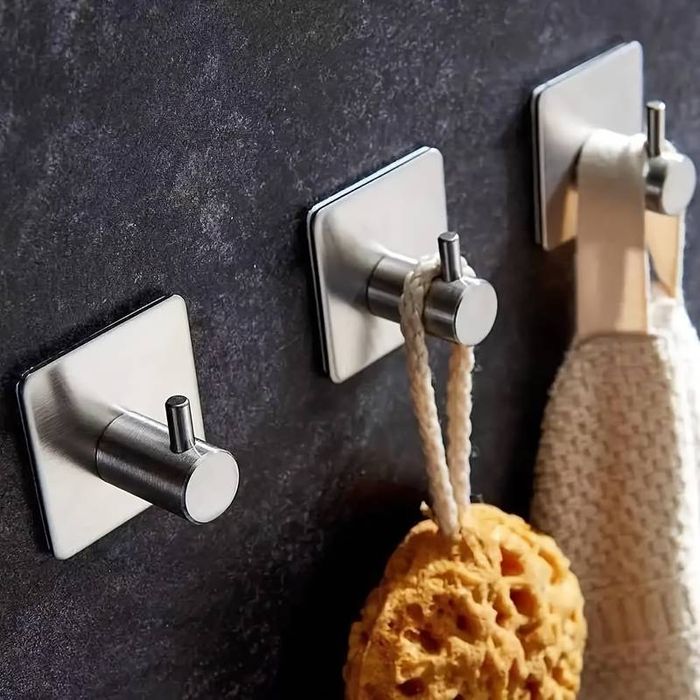 Zestaw wieszaków łazienkowych na ręczniki 7 elementów kol. inox