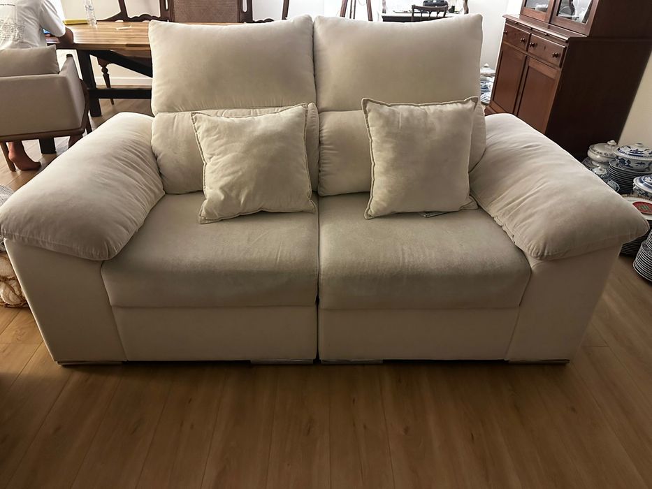 2 sofás elétricos