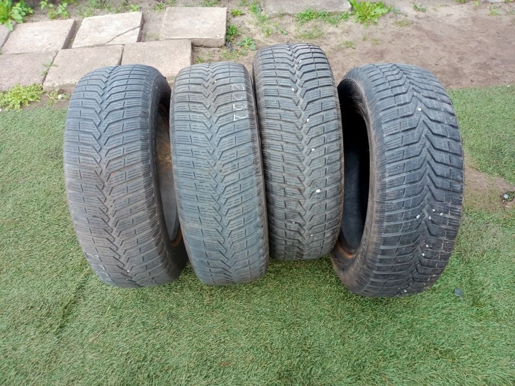 Z0136 opony zimowe vredestein snowtrac 3 195/65R15