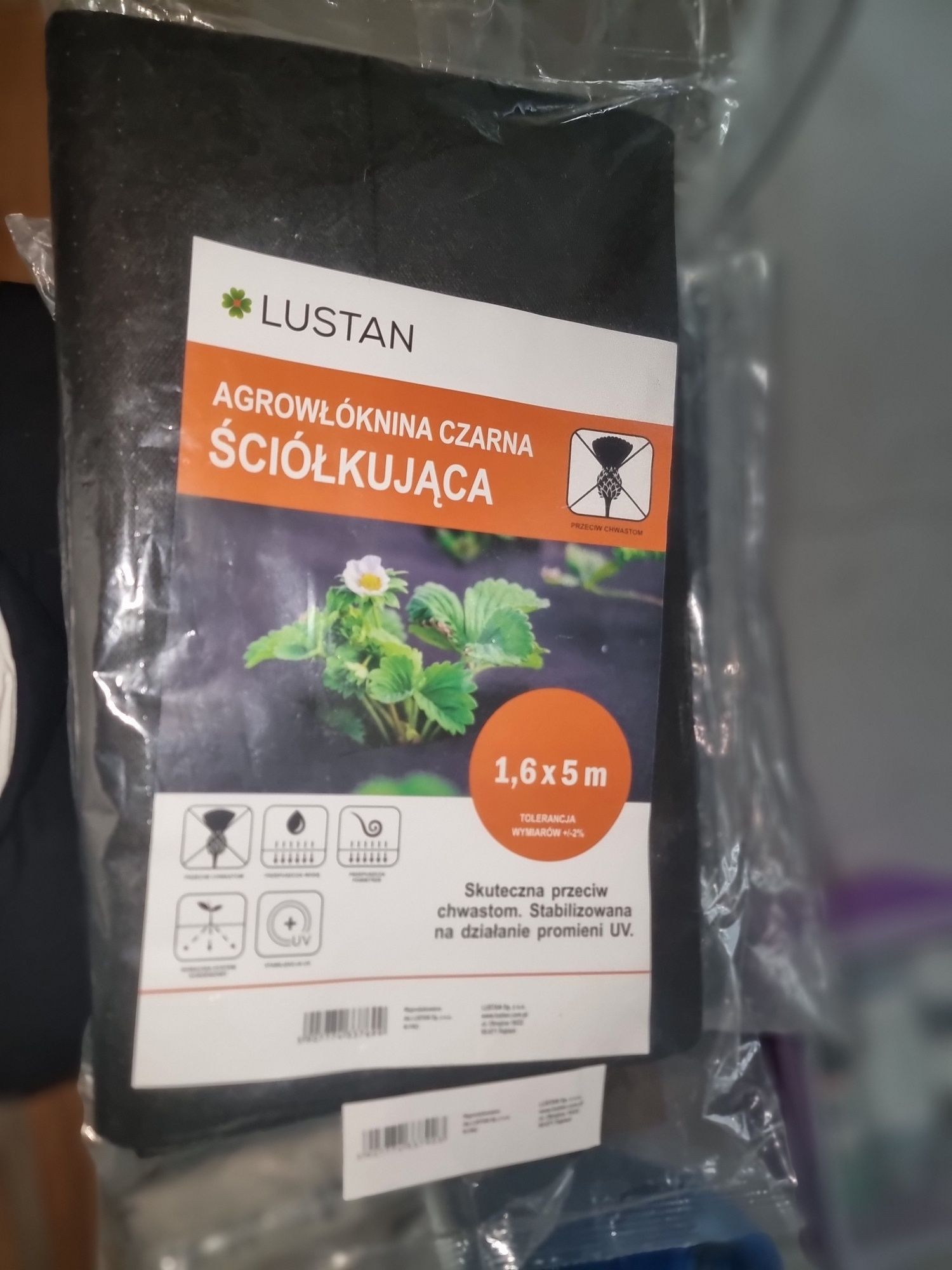Agrowłóknina 1,6 x 5 m Lustan czarna ściółkująca sciolk