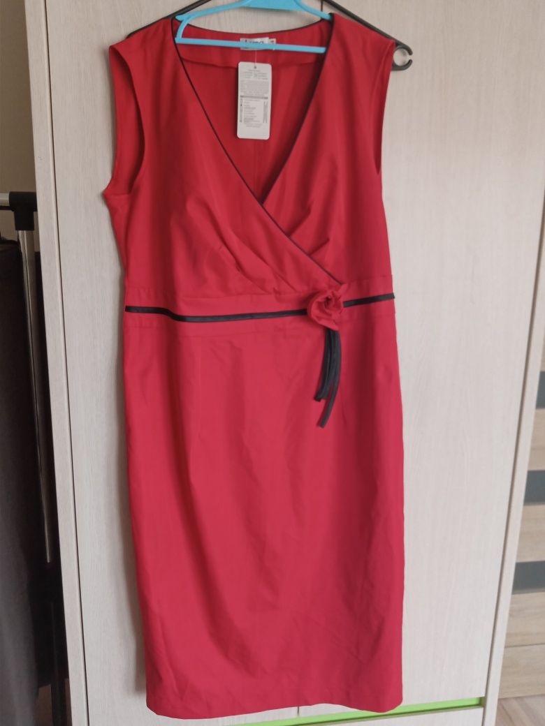 Sukienka czerwona 44 elegancka wizytowa
