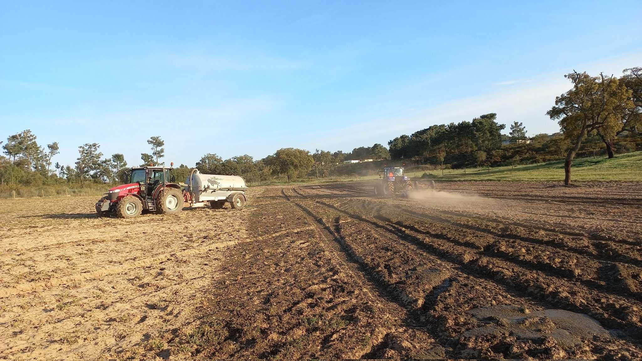 Aluguer de máquinas, prestação de serviços agrícolas