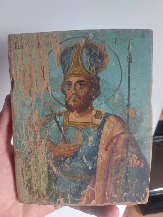 Старинная Икона святого на деревянной доске