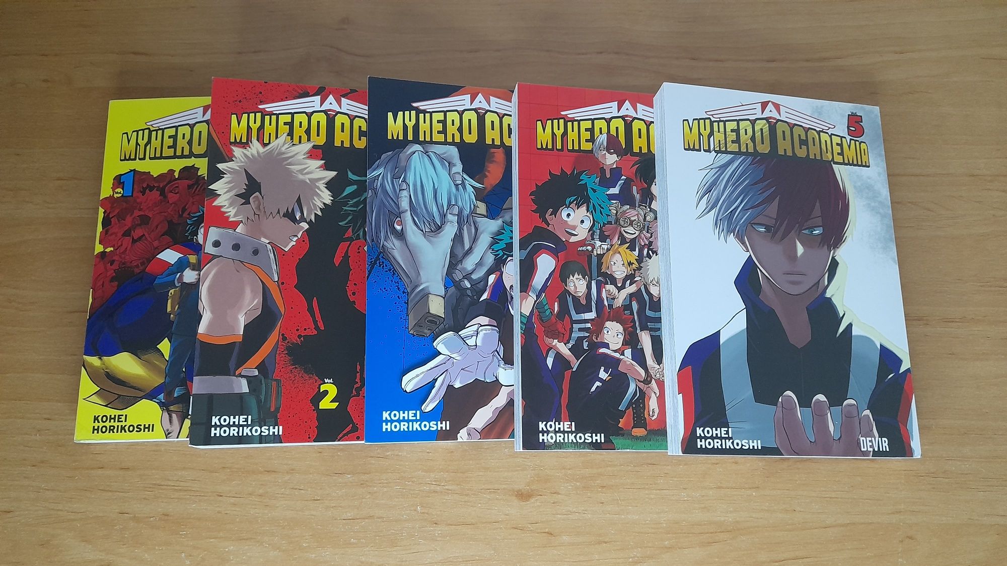 Mangas - Naruto, Tokyo Ghoul e My Hero Academia