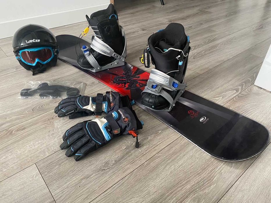 deska snowboard wiązania buty kask gogle rękawice dla dziecka