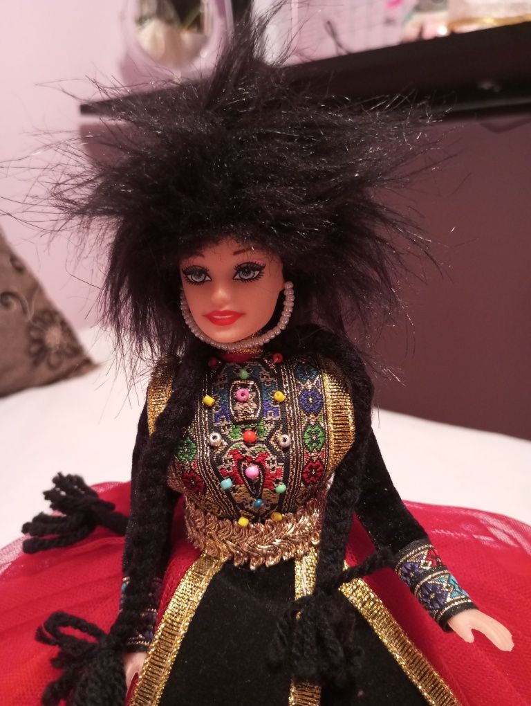 Sprzedam lalkę Barbie Gruzińską