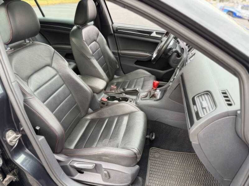 2016 Volkswagen Golf GTI