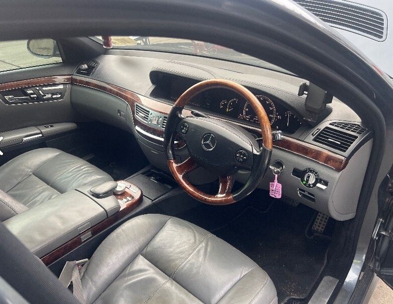 Części w221. Pakiet AMG w221.