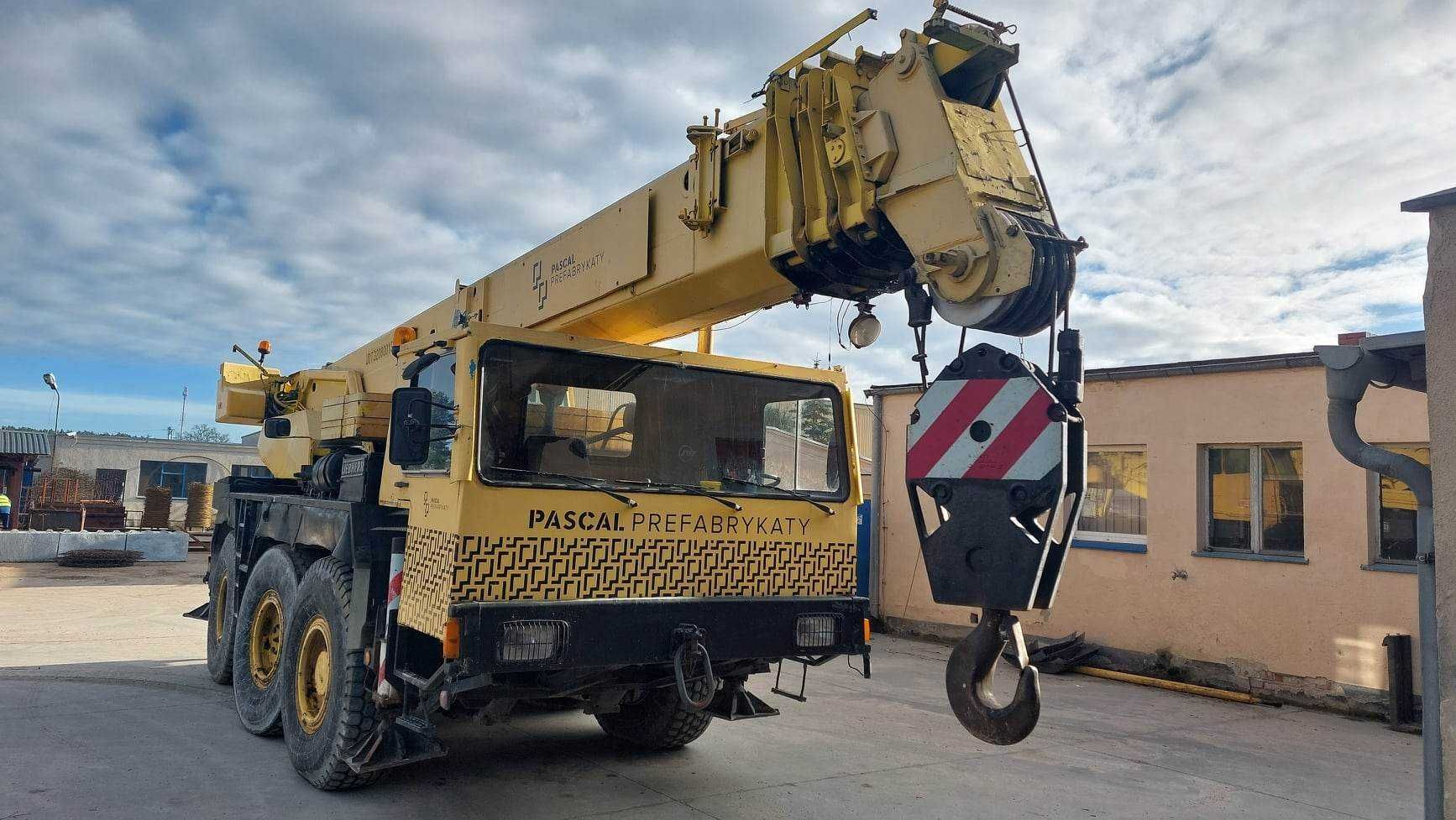 Liebherr LTM 1040