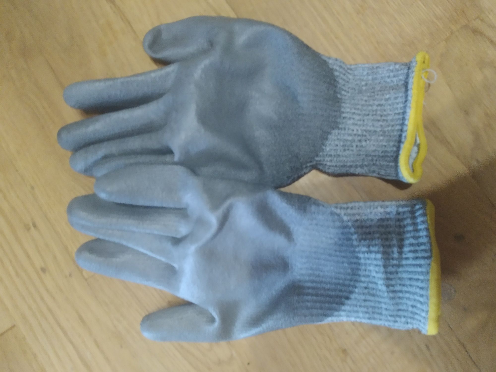 Продам рукавиці захищені робочі