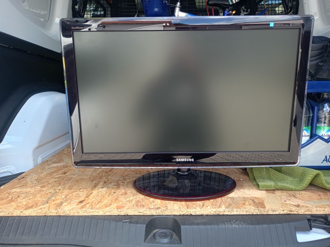 Monitory z telewizorem Samsung