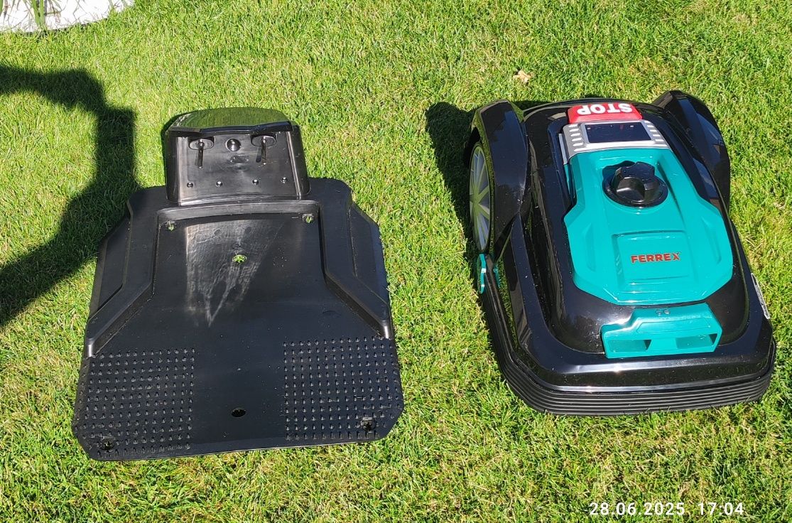 Robot koszący Ferrex r800 EASY+ 28V 800m2