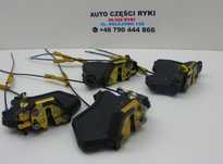Toyota Corolla Verso II 05r zamek drzwi lewa strona prawa strona