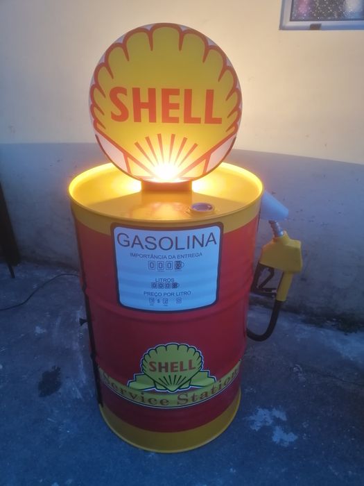 Vários bidões personalisados