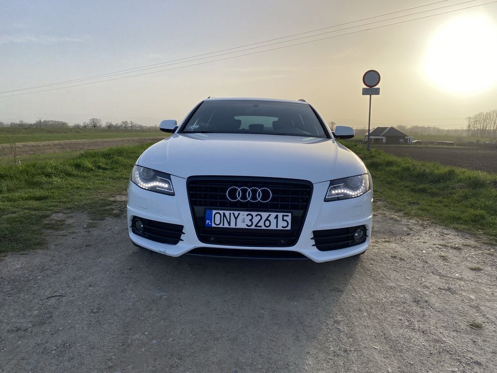 Audi A4 B8 2.0TDI Quattro 2010r S-line