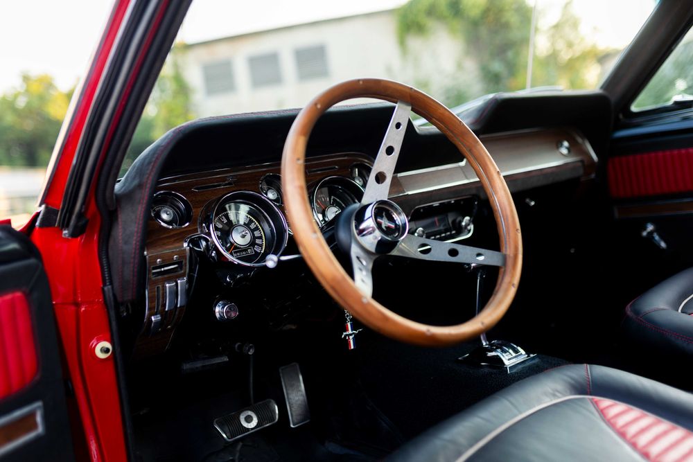 Ford Mustang 1968 Deluxe 302cui odrestaurowany