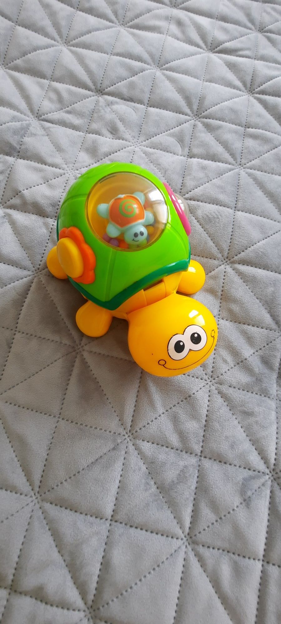 Fisher Price interaktywny żółwik