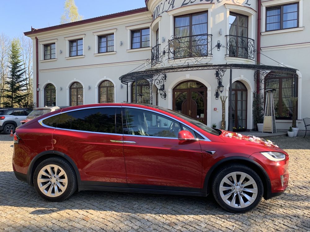 Wynajem Tesla model X auto do ślubu