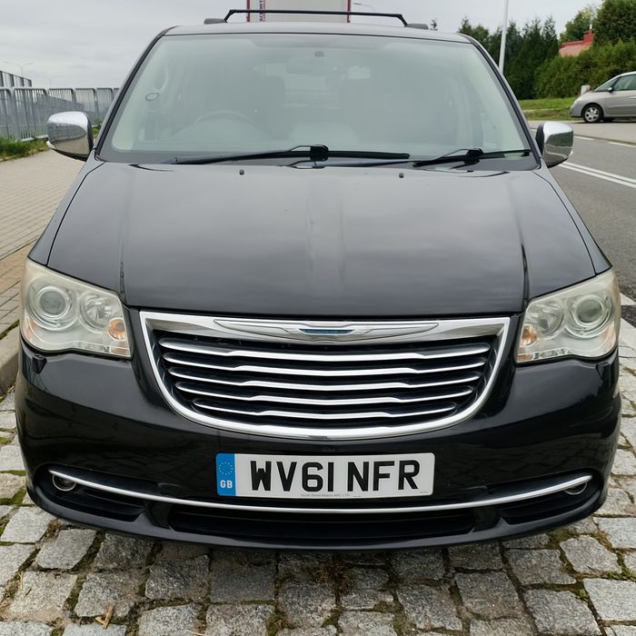 Chrysler Town Country zderzak,maska,pas lampy , błotniki