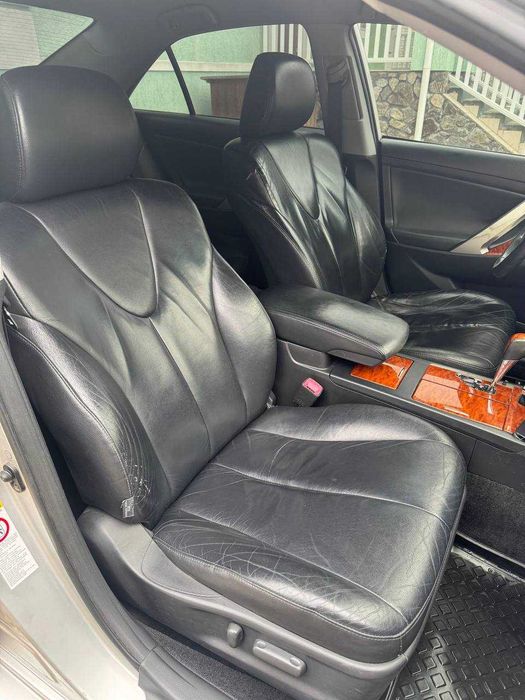 Продам Toyota Camry 2007-2008