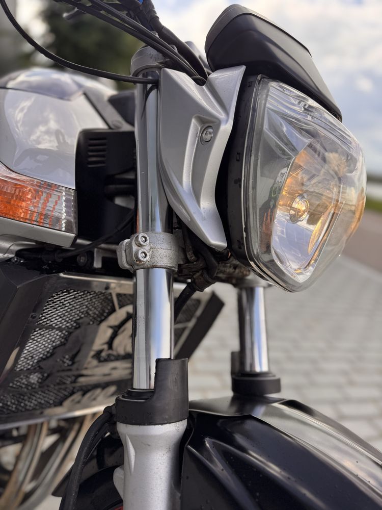 Suzuki gsr600 2006 сузукі джіесер привезений з англії на документах