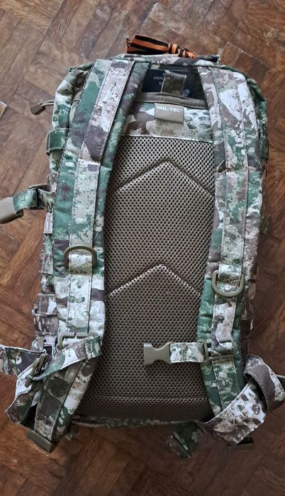 Mochila táctica miltec 20 litros.