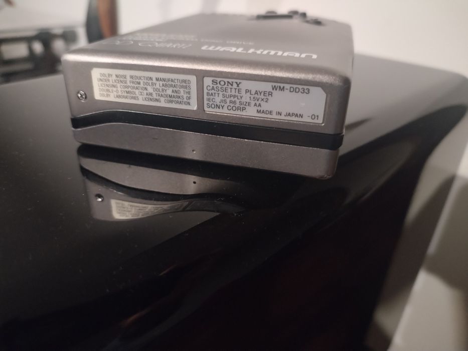 Sony WM-DD33 walkman tape cassete deck