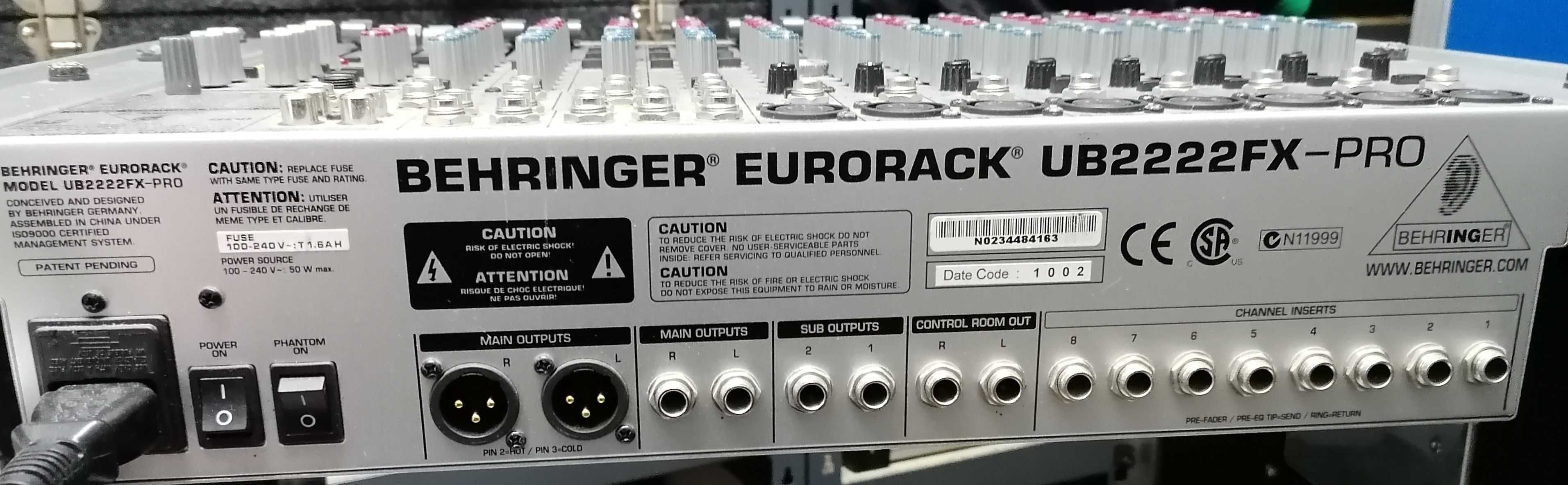 Mesas de Mistura BEHRINGER Eurorack UB2222FX - Pro e Eurorack MX1804X