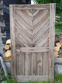 Stare drzwi drewniane 80-letnie