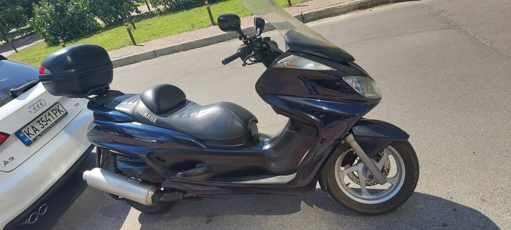 Yamahy Majesty 400 під відновлення або по запчастинам