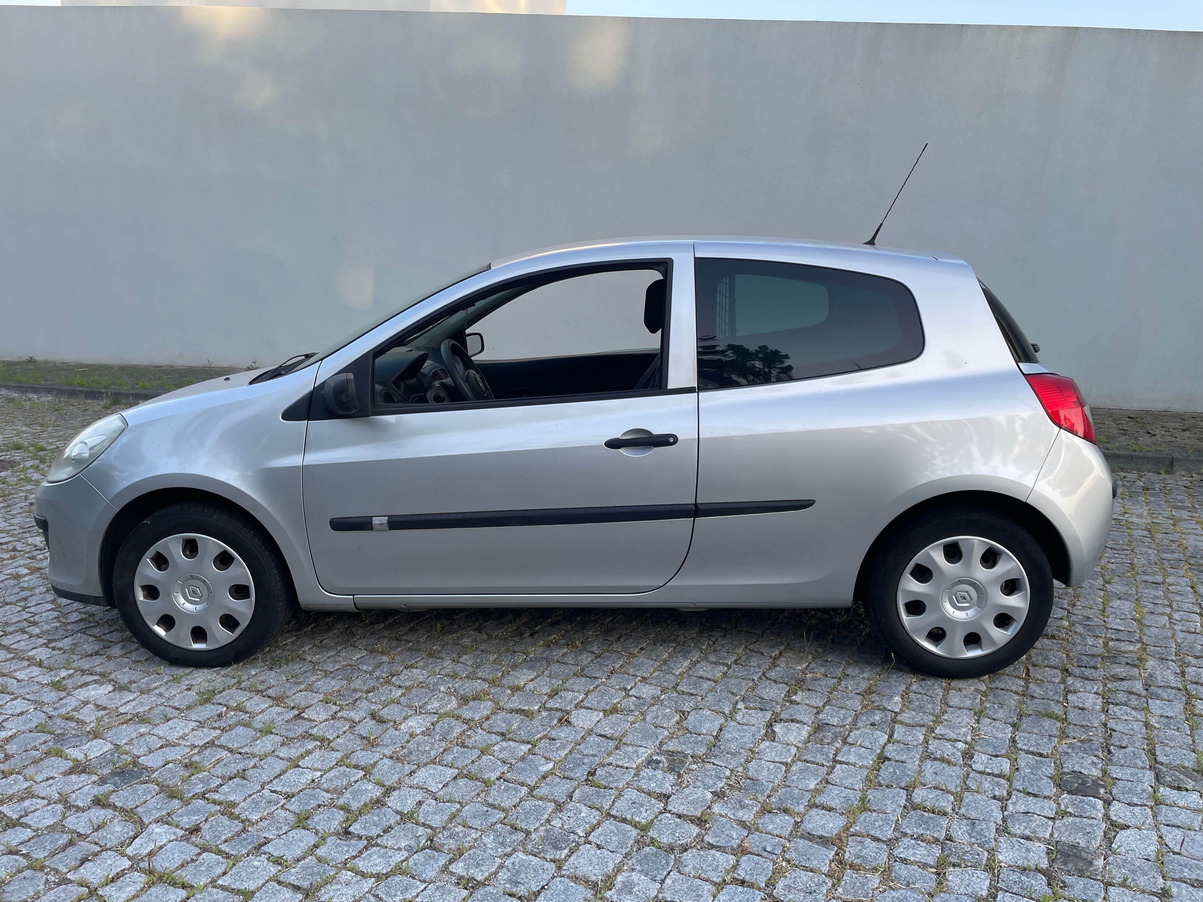 Renault Clio 1.5 dCi - Muito económico