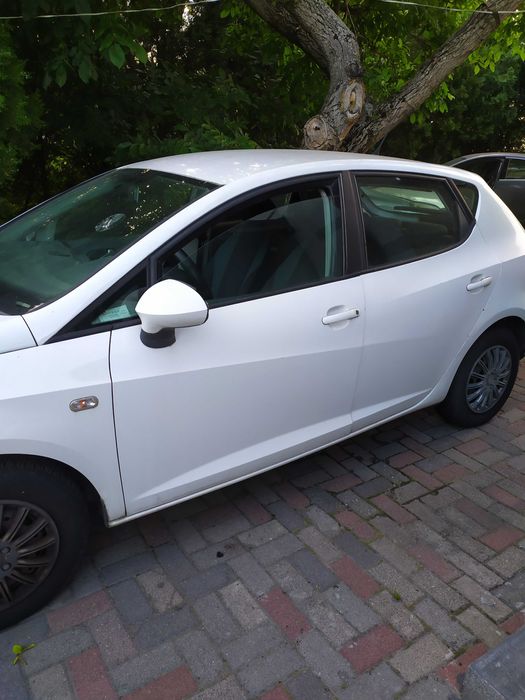 Seat Ibiza 4 6J drzwi lewe tył  kompletne LB9A