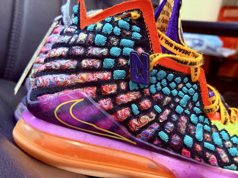 Nike lebron limitadas 41/42 oportunidade