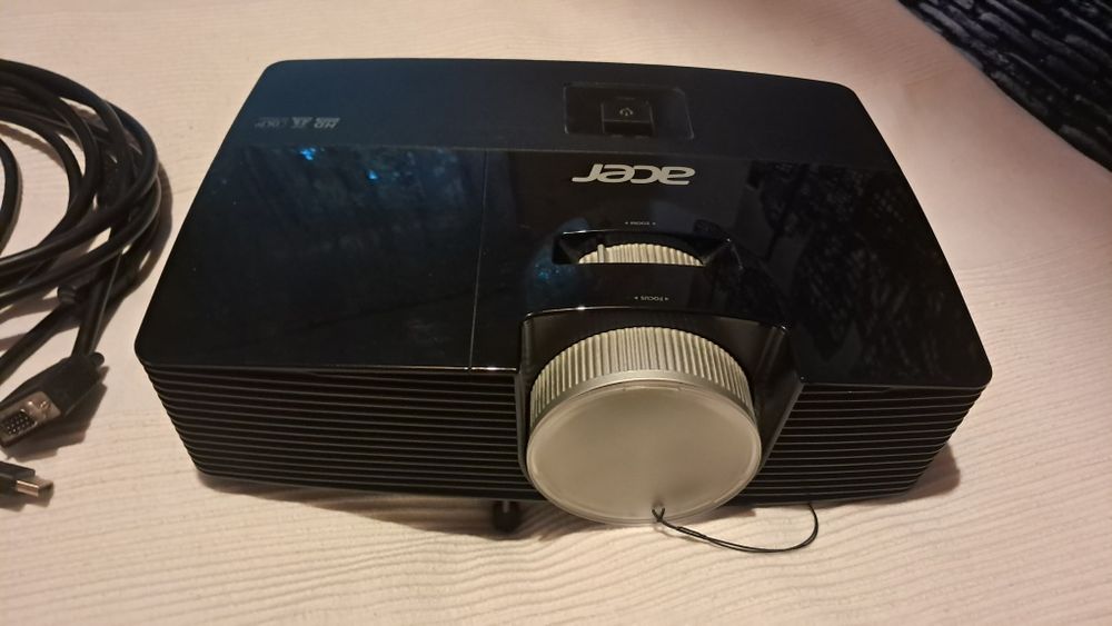 Sprzedam projektor  Acer