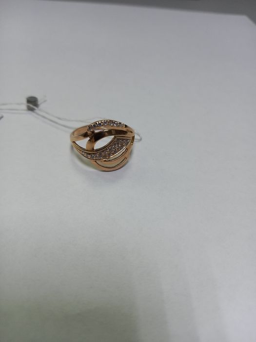 Золота каблучка 585 проби.