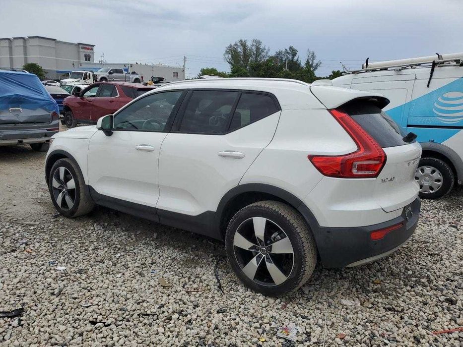 Volvo XC40 T5 Momentum 2019