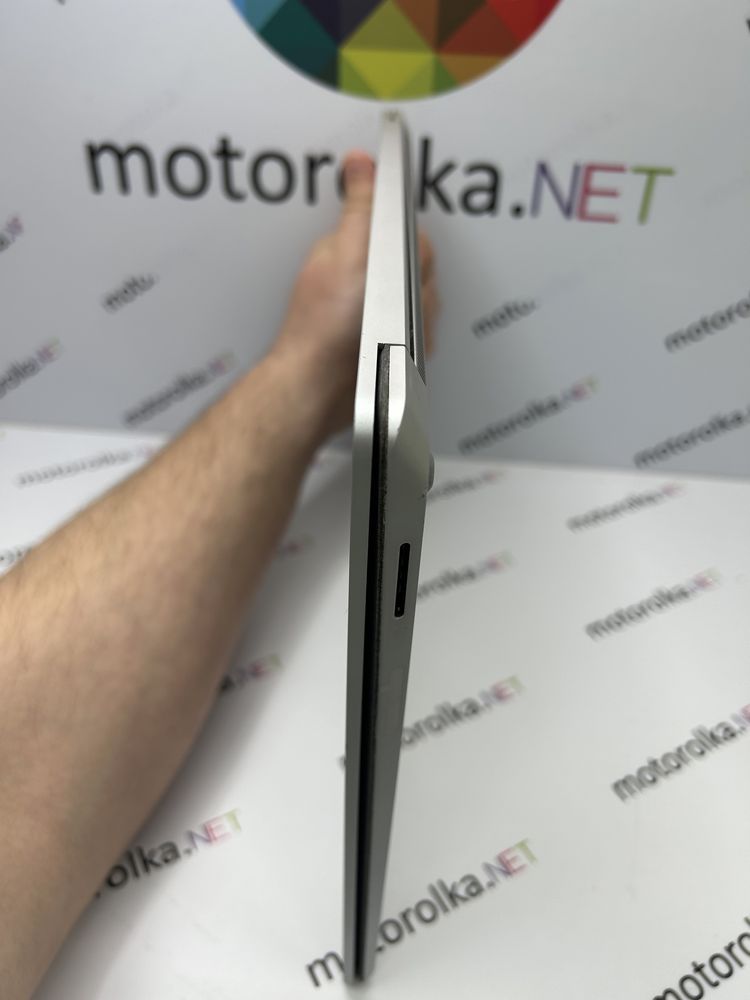 Microsoft Surface Laptop 2 (1769) запчасти, дисплей, батарея, плата.