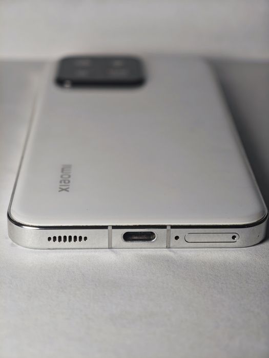 Xiaomi 13 8/256 CN