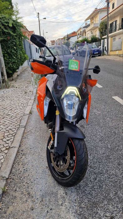 KTM 1290 Superduke GT 2017 [com malas]
