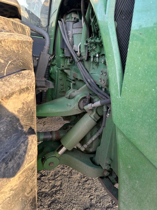 Трактор John Deere 8345R