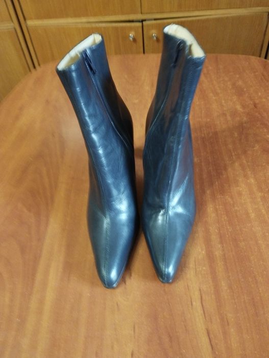 ботінки нові шкіряні 37 Італія Mosco