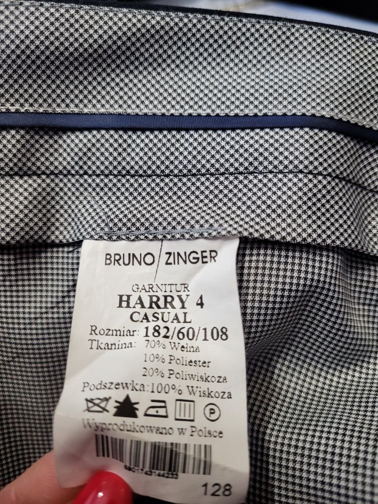 Duży garnitur  Bruno Zinger slim

Sprzedam duży garnitur męski