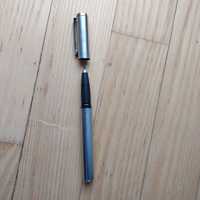 Elegancki srebrny długopis Sheaffer
