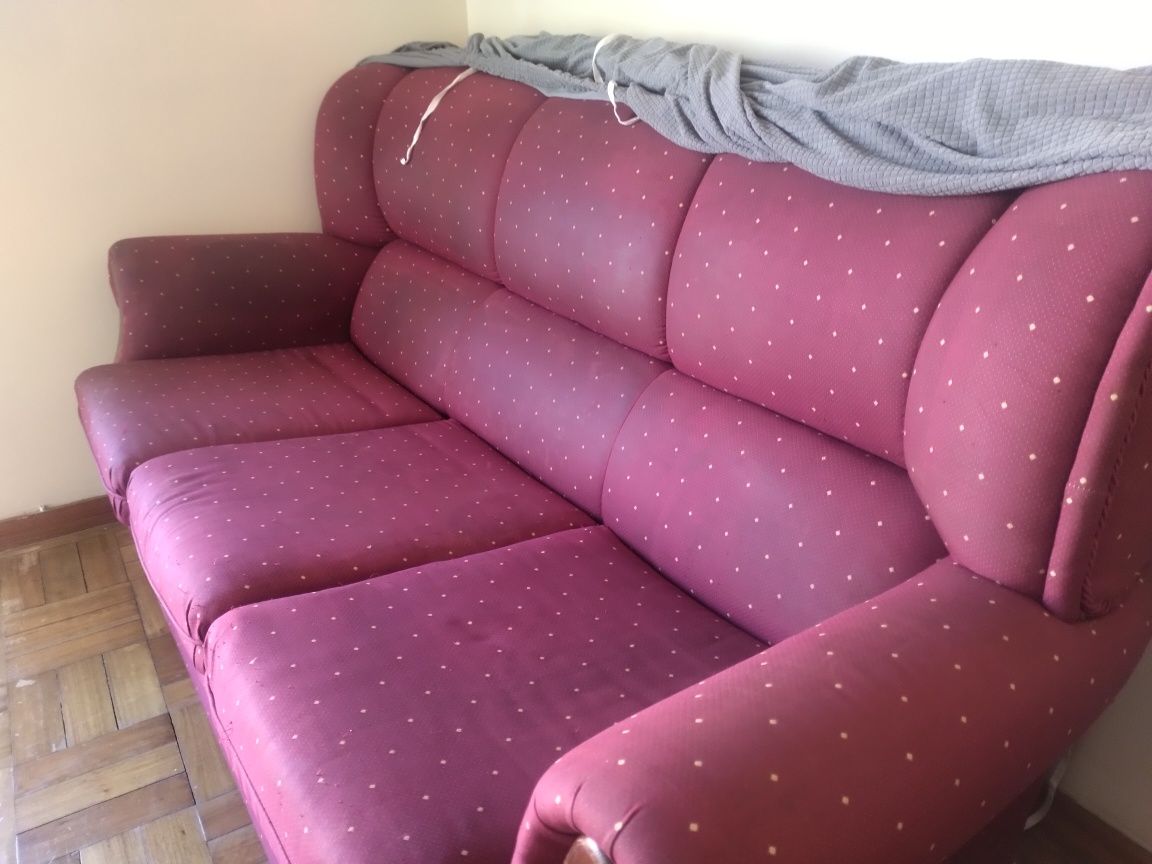 Sofá de 3 lugares (com cama)