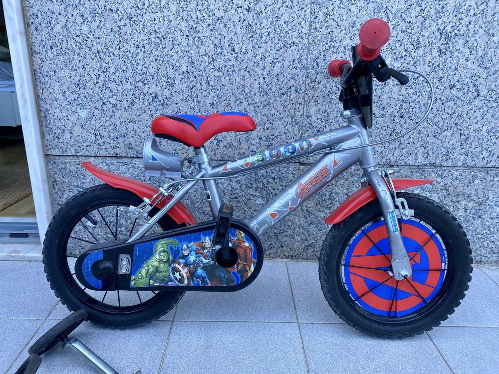 Bicicleta Avengers