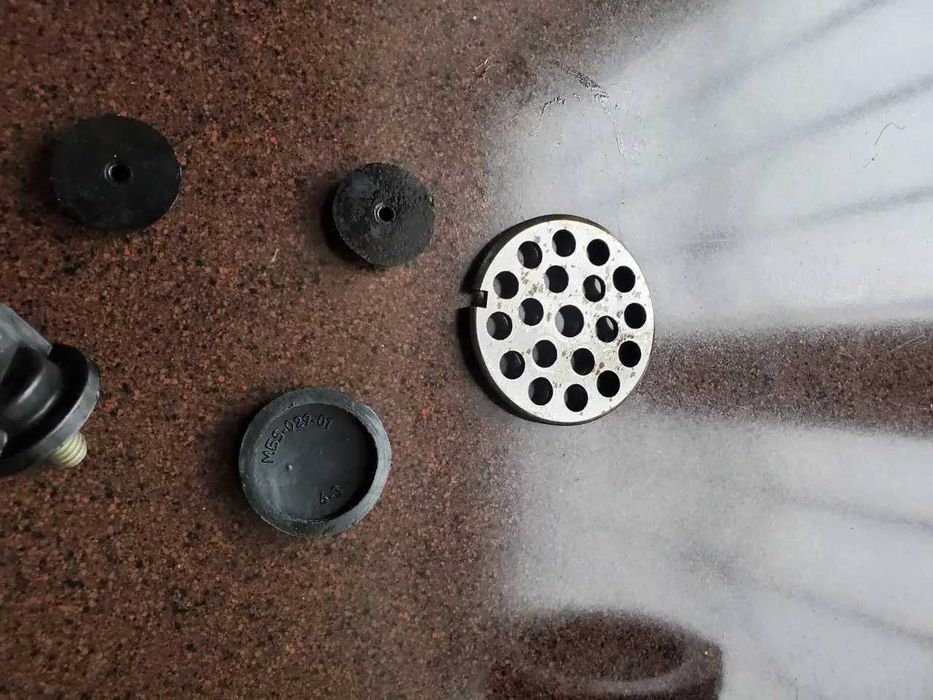 Мясорубка бытовая ручная алюминиевая МА-С НОВАЯ!