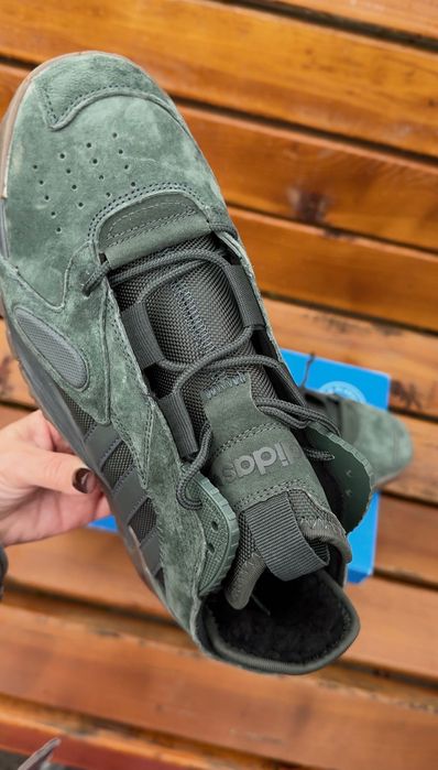 Кросівки чоловічі Adidas Originals