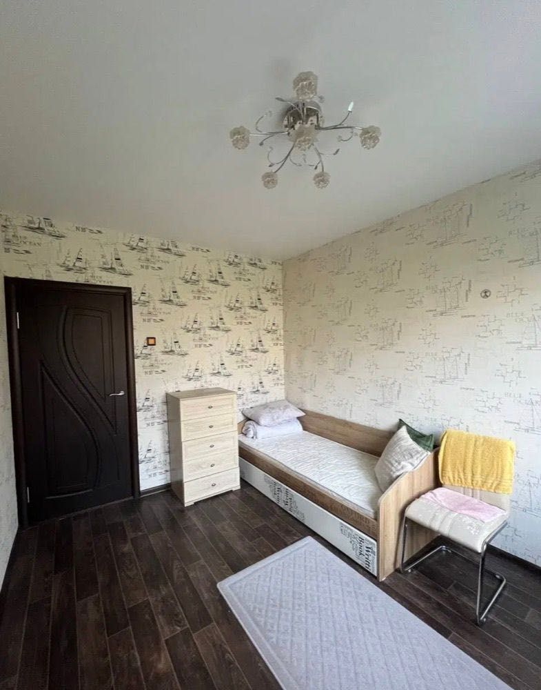 Продам 3к квартиру с кап ремонтом, м.Дворец Спорта