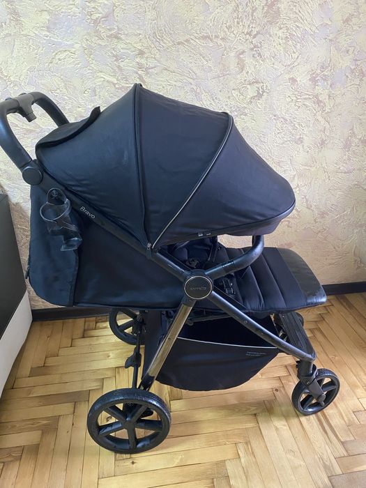Коляска прогулочная Carrelo