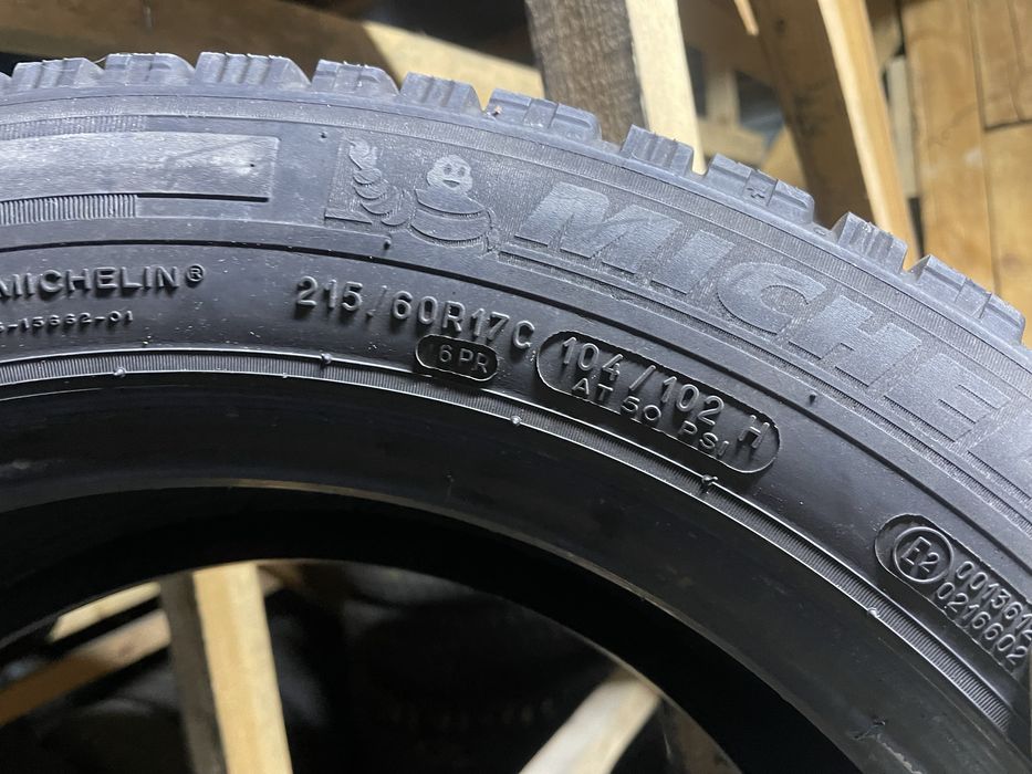 Шини зима 215/60R17c MICHELIN Alpin Agilis 4шт супер стан